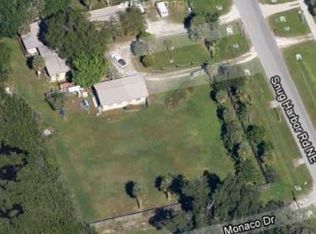10694 Snug Harbor Rd NE, Saint Petersburg, FL 33702