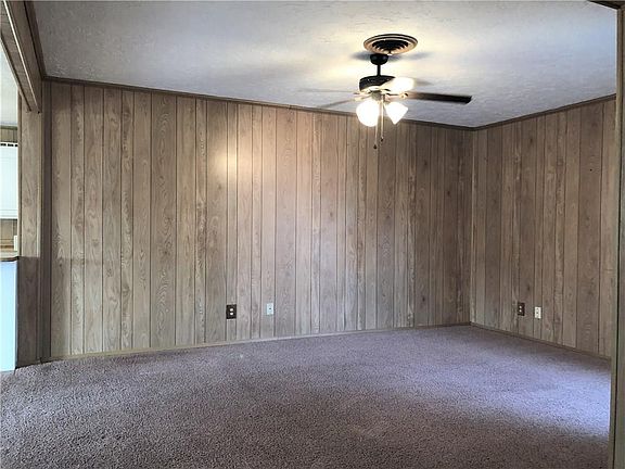 3rd image of 116 Driftwood Dr