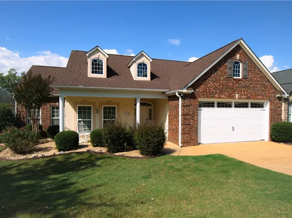 2308 Anderson Lakes Dr, Opelika, AL 36801