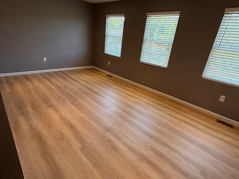 110 Wilshire Ct — Photo 15