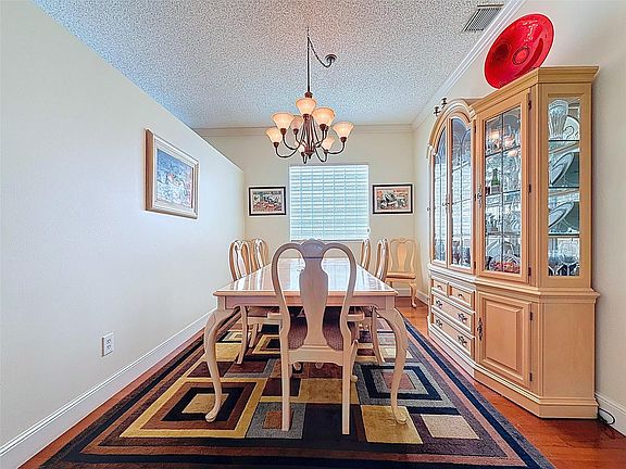 5th image of 5985 NW 72nd Court