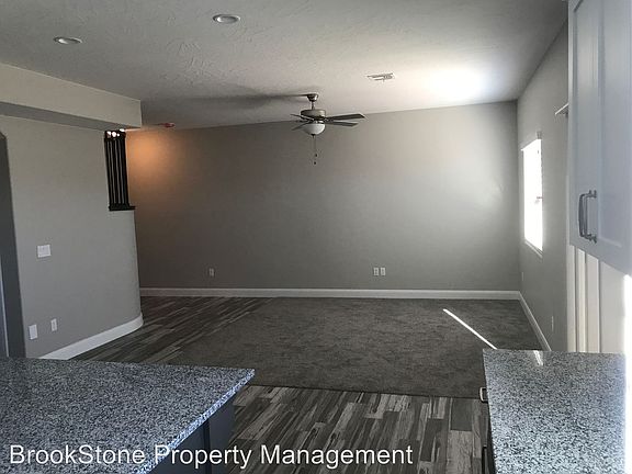 3rd image of 2520 N Blackhawk Dr #60