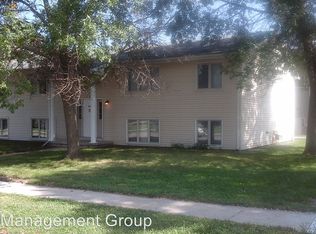 3623 Ravenwood Cir APT 3, Waterloo, IA 50702