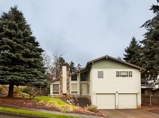 1041 SW 10th Dr, Gresham, OR 97080