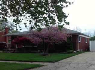 1845 Woodside St, Trenton, MI 48183