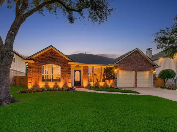 405 Wickford Ct, League City, TX 77573