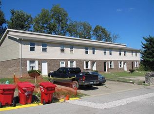 136 Spring Circle Dr, Berea, KY 40403