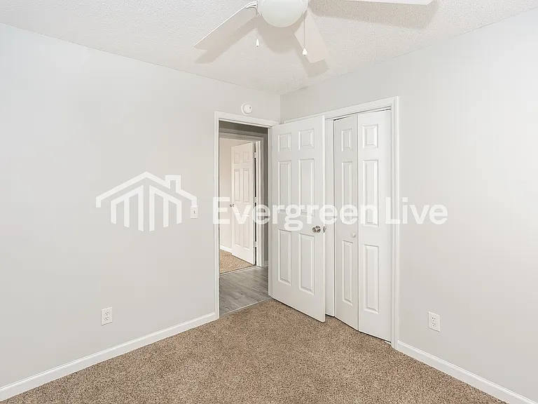 133 Shadeland Cir — Photo 7