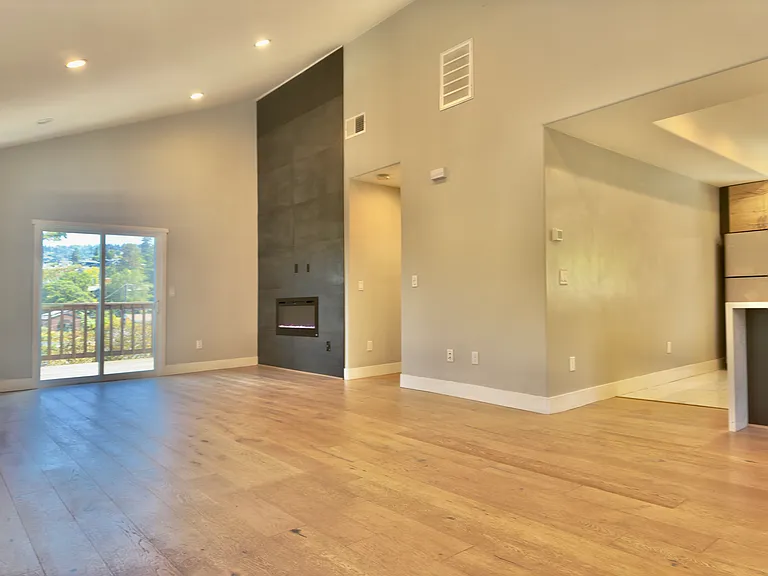 914 Everett Ave — Photo 89