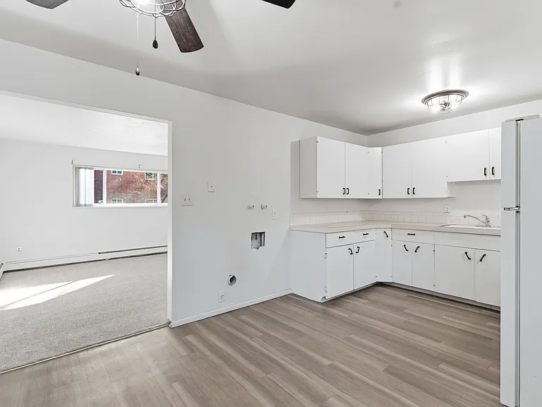 1112 Gard Pl #2 — Photo 10