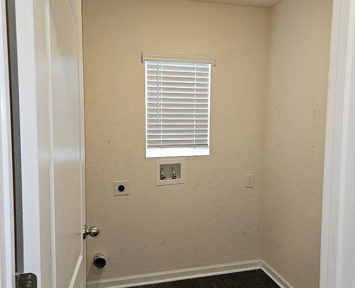 137 Teakwood Dr — Photo 10