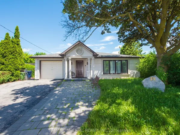 35 Waddington Cres, Toronto, ON M2J 2Z9