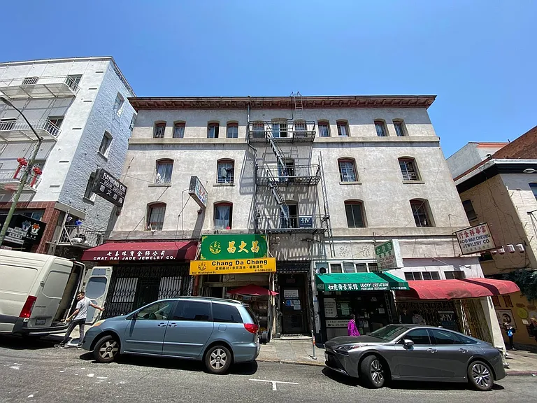 858 Washington St #2 — Photo 12