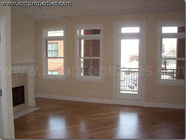 1st image of 2328 N Greenview Ave #1V