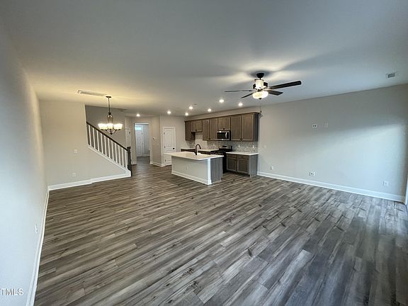 5th image of 335 Marbella Grove Ct