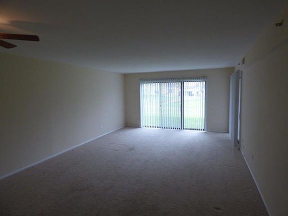 3rd image of 3258 N Harlem Ave #108