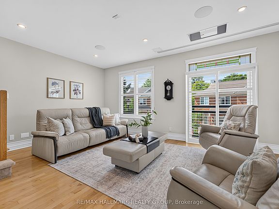 5th image of 121 West Village Point