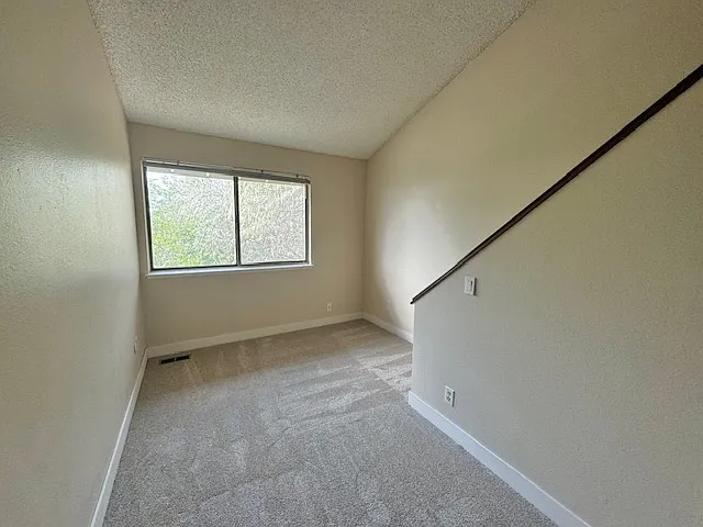 1780 Balboa Dr — Photo 9