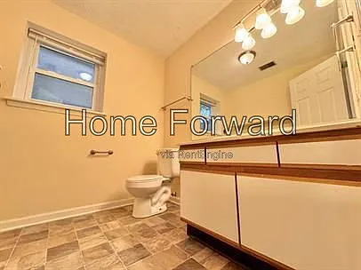 1359 Dix Dr #B — Photo 10