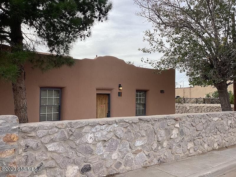 1st image of 517 N Tornillo St APT A & B