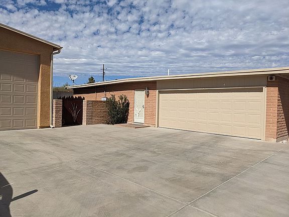 4th image of 3421 N Winslow Dr
