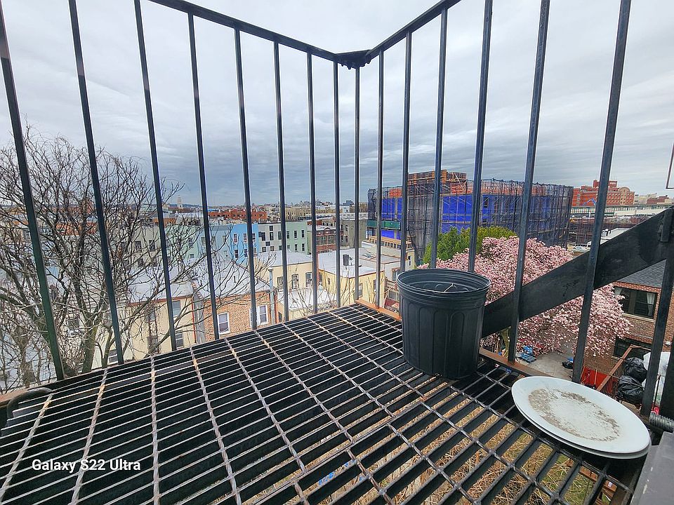 1st image of 169 Suydam St #2L
