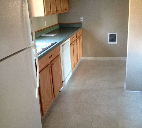 2nd image of 409 Bremerton Blvd W