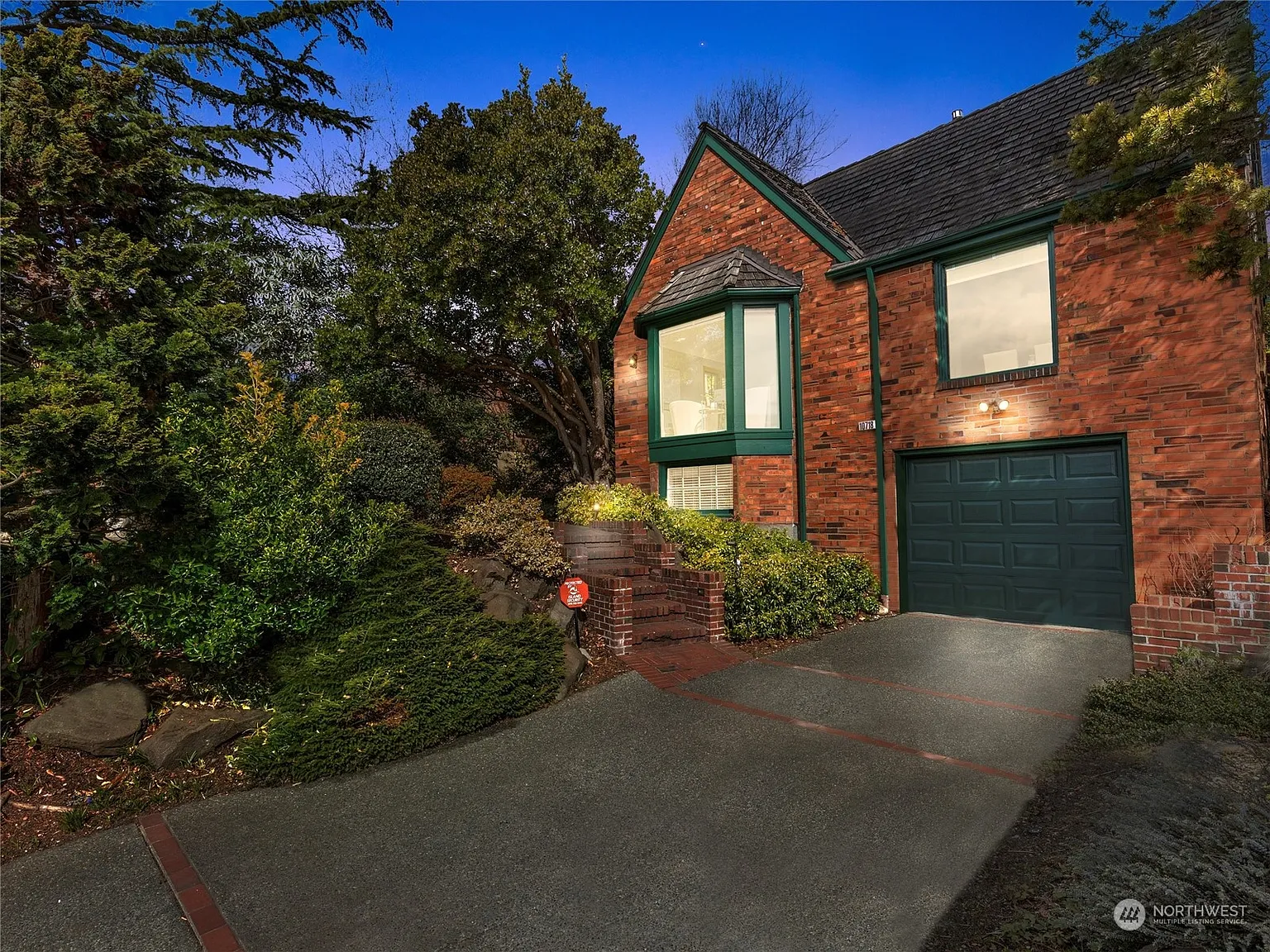 10718 Marine View Drive SW photo 1
