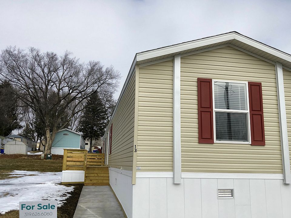 1st image of 228 Golfview Ct #13