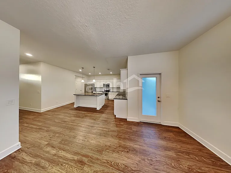 405 Crestrun Loop — Photo 5