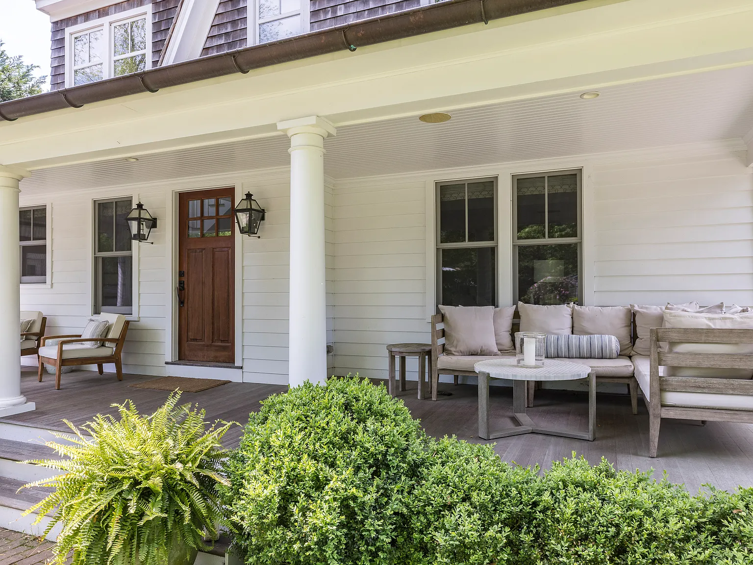 East Hampton Village Traditional — Photo 2