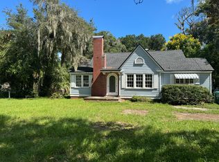 707 N Garfield Ave, Deland, FL 32724