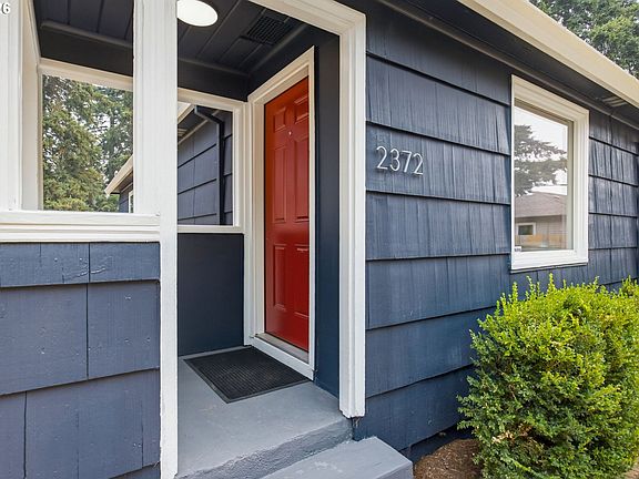 4th image of 2372 SE 141st Ave