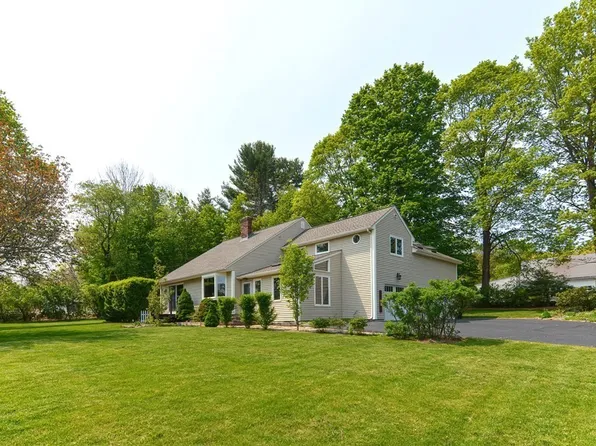 199 Whitins Rd, Sutton, MA 01590