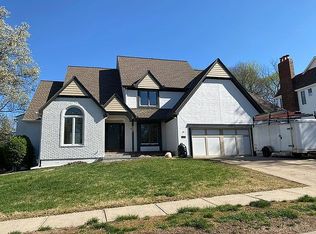 5816 W 129th St, Overland Park, KS 66209