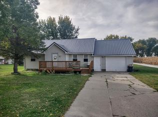214 Elm St, Pisgah, IA 51564