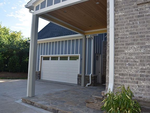 5th image of 2027 Galbraith Dr