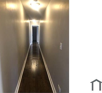 5th image of 7130 S Jeffery Blvd APT 403