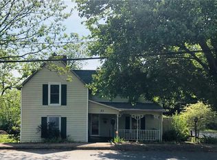 53 Duke St, Granite Falls, NC 28630