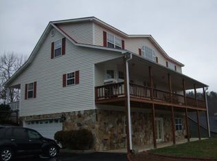 6104 Airline Rd, Young Harris, GA 30582