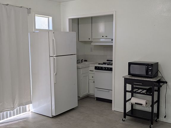 4th image of 12275 13th St