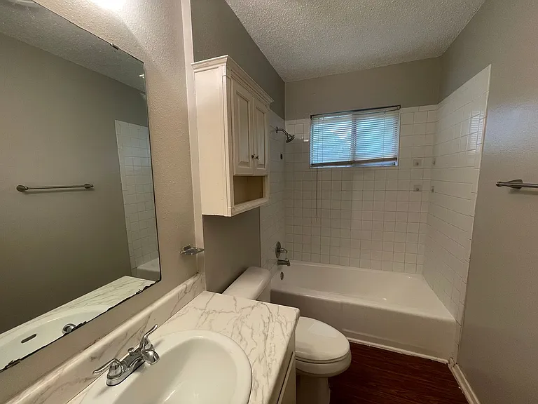 1523 Lampkin Cir — Photo 8
