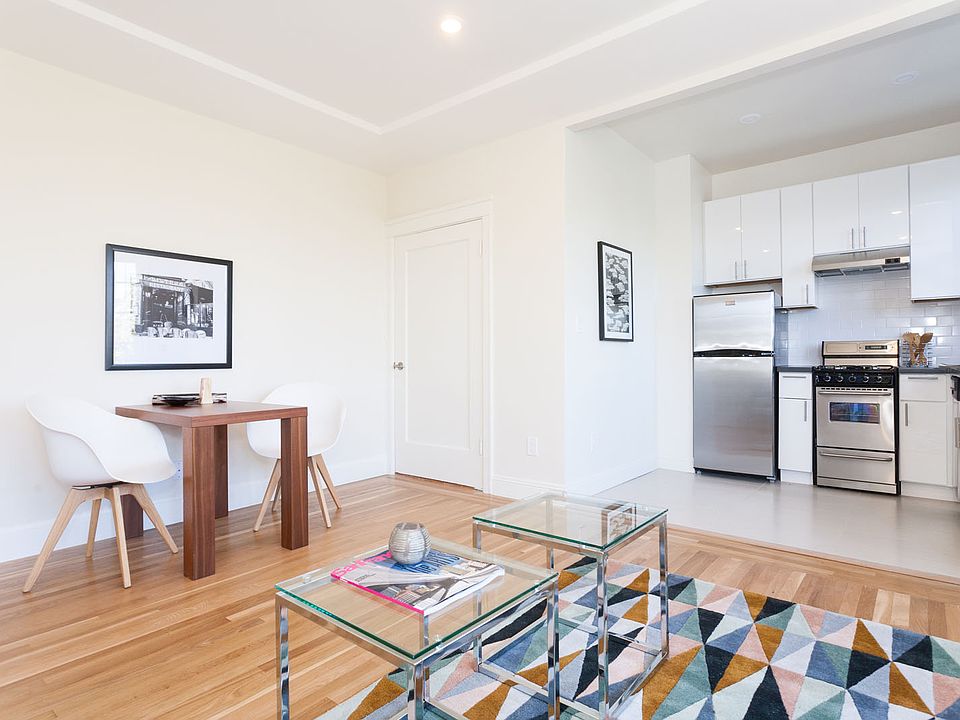 1st image of 3809 20th St #204