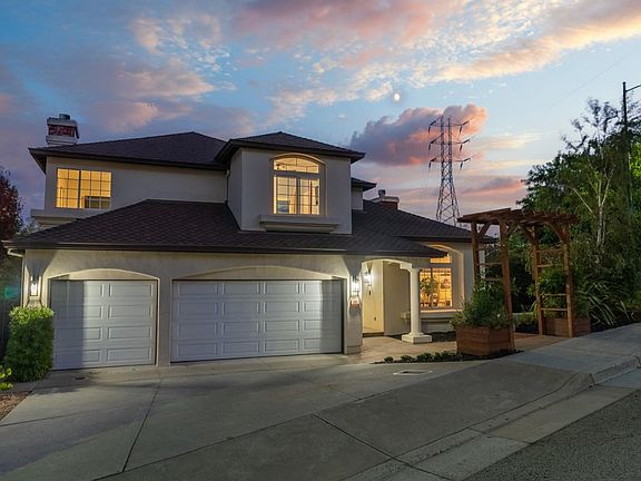 4th image of 290 Oak Grove Ct