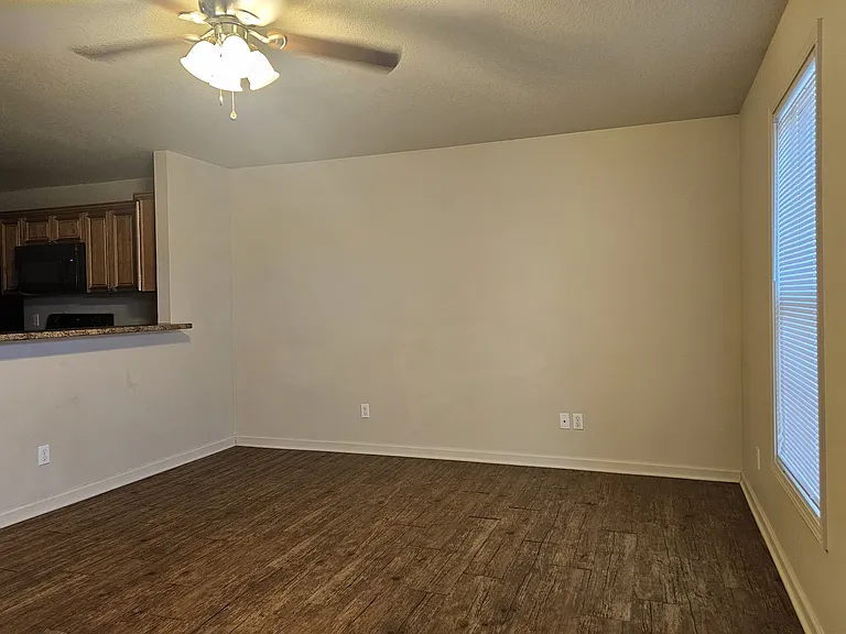 2117B Vintage Hills Dr #B — Photo 6