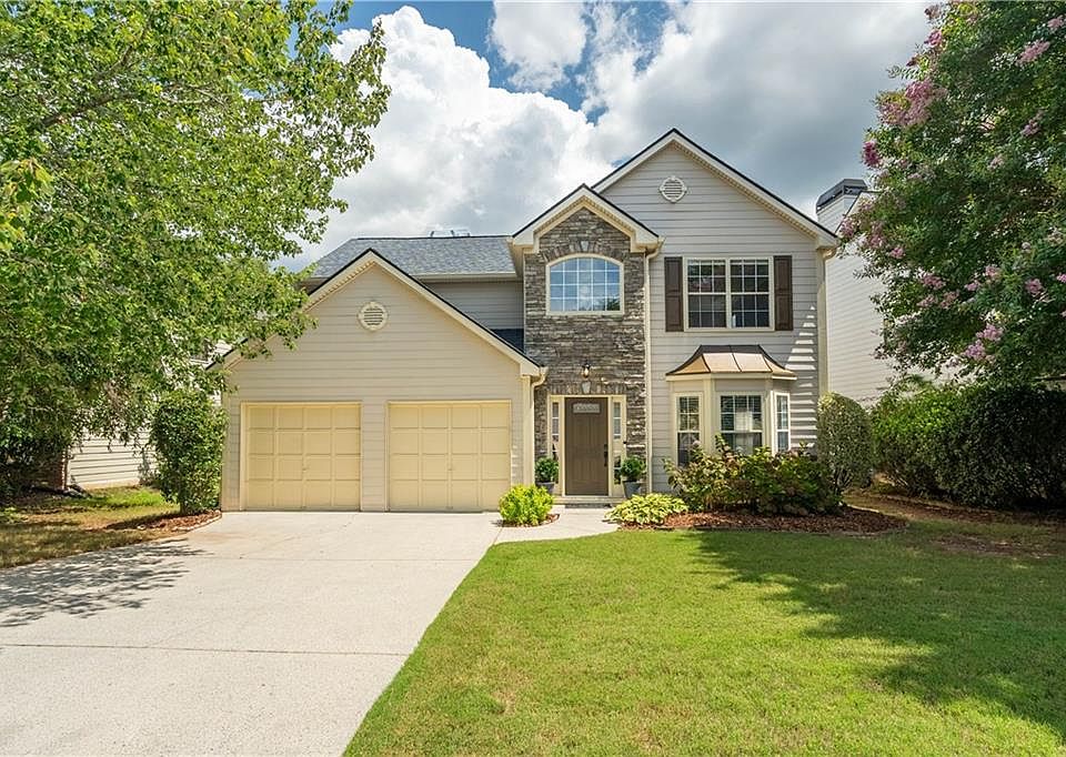 1st image of 1135 Crabapple Lake Cir