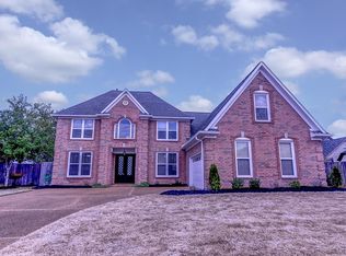 1339 Riding Brook Dr, Collierville, TN 38017