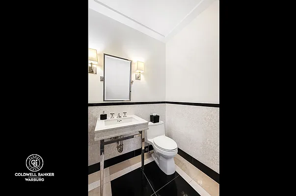 Rented by Coldwell Banker Warburg | media 9