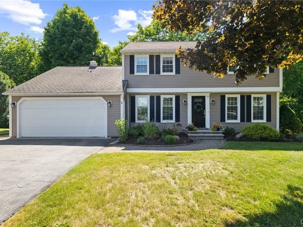 4847 Glinden Ln, Syracuse, NY 13215