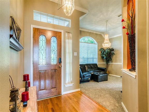 3rd image of 20327 Scenic Woods Dr